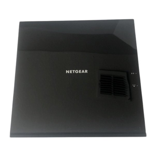 NETGAR AC1 600 Wifi Cable modem Router Model C6250 - Picture 2 of 6
